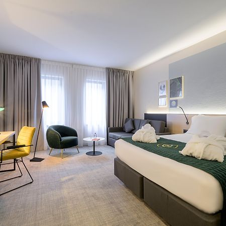 Holiday Inn Hasselt By Ihg Екстериор снимка