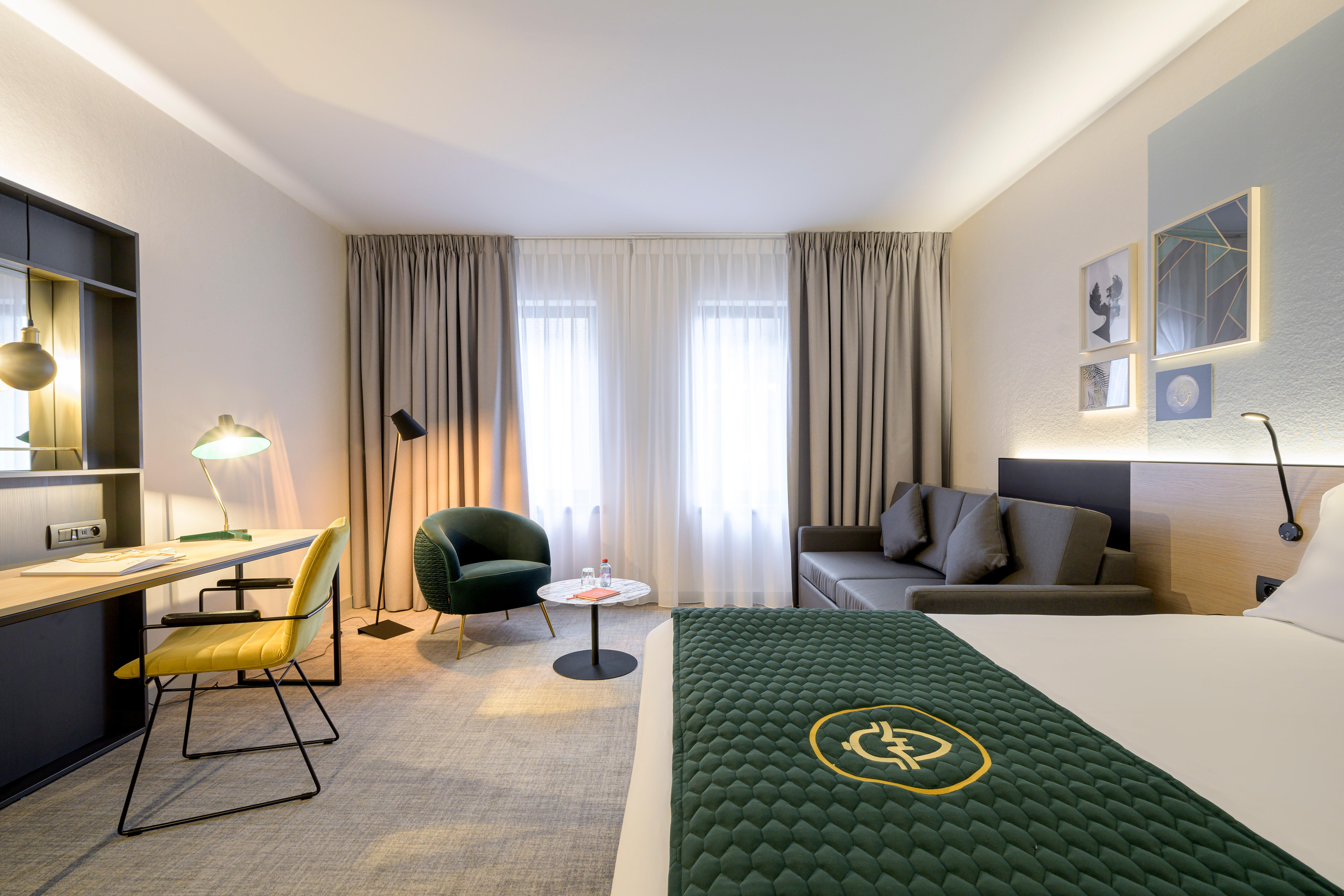 Holiday Inn Hasselt By Ihg Екстериор снимка